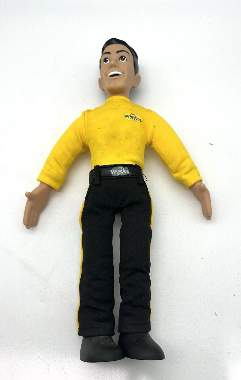 The Wiggles • Vintage 15” Speak & Sing Greg Plush Doll • SpinMaster 2003 • WORKS